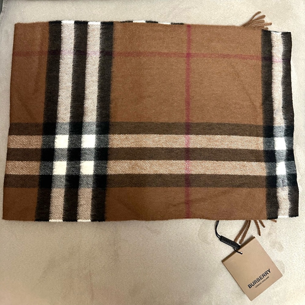 COPY - Burberry classic check cashmere scarf